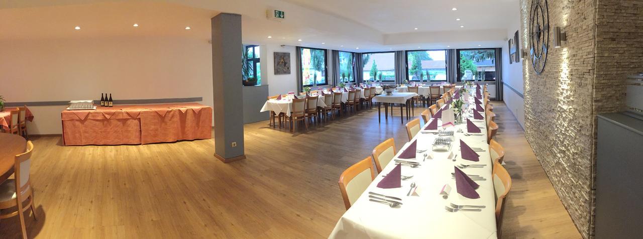 Limbacher Hof Landgasthof & Restaurant Limbach  ภายนอก รูปภาพ