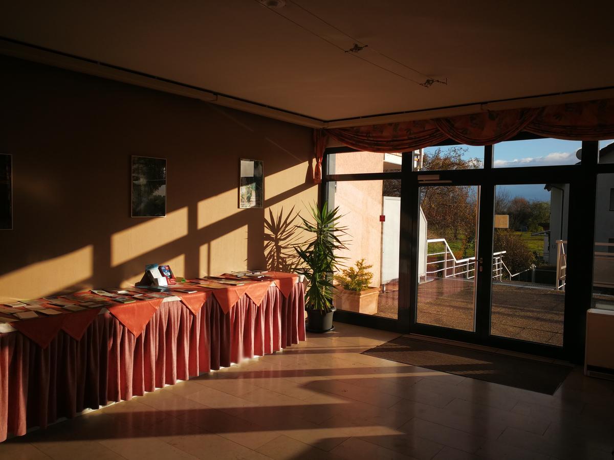 Limbacher Hof Landgasthof & Restaurant Limbach  ภายนอก รูปภาพ